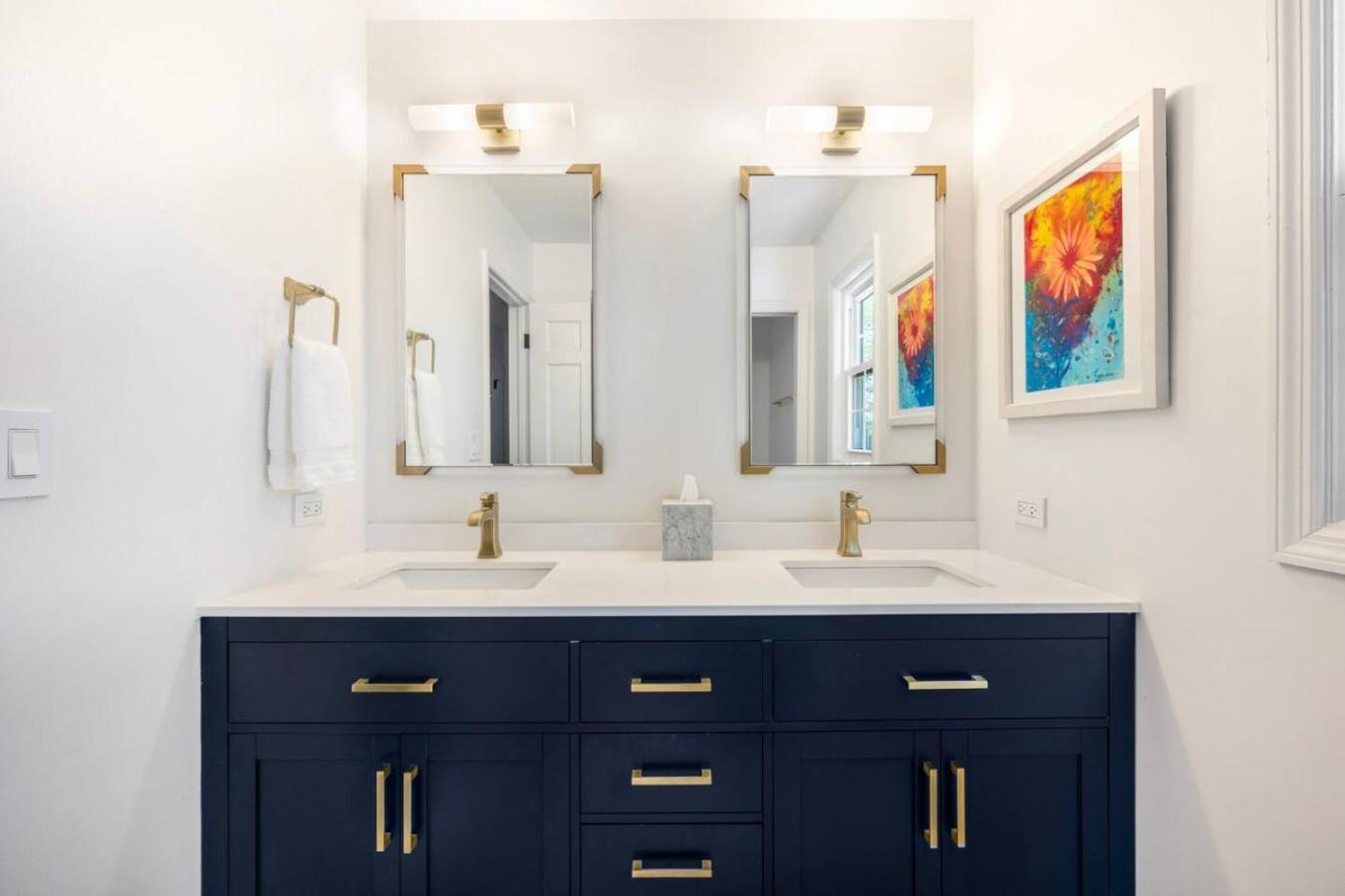 Spacious, Luxury Renovated Home With 4 Kings, Firepit Glen Ellyn Exteriör bild